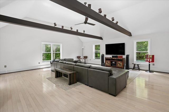 3 Kendall Hill Road, Mont Vernon, NH 03057