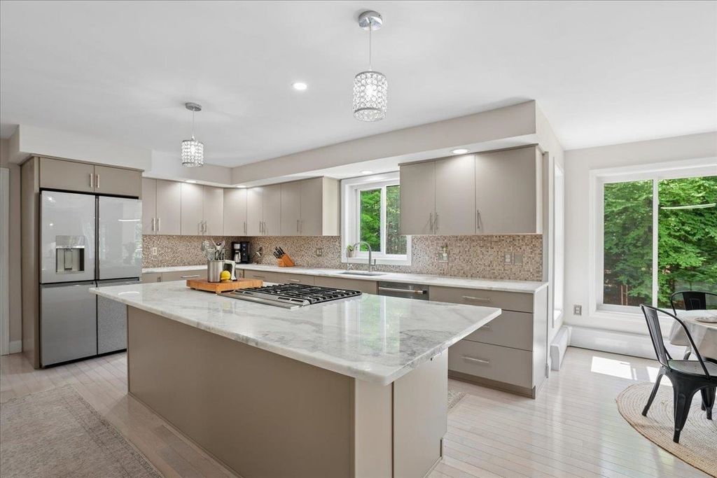 3 Kendall Hill Road, Mont Vernon, NH 03057
