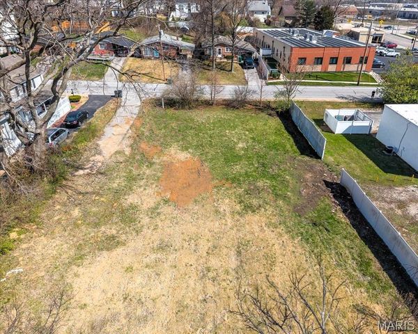 2647 Helen Avenue, St Louis, MO 63144