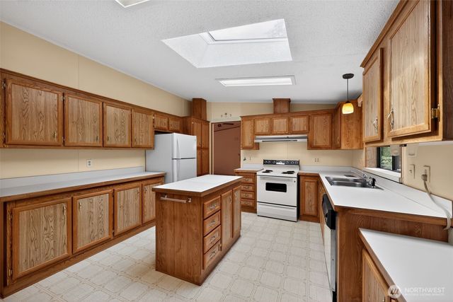 321 SE Evergreen Drive, Shelton, WA 98584