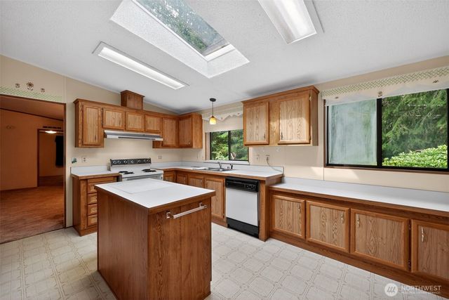 321 SE Evergreen Drive, Shelton, WA 98584