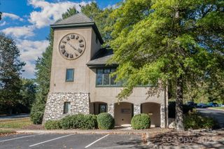 5 Park Place E, Brevard, NC 28712