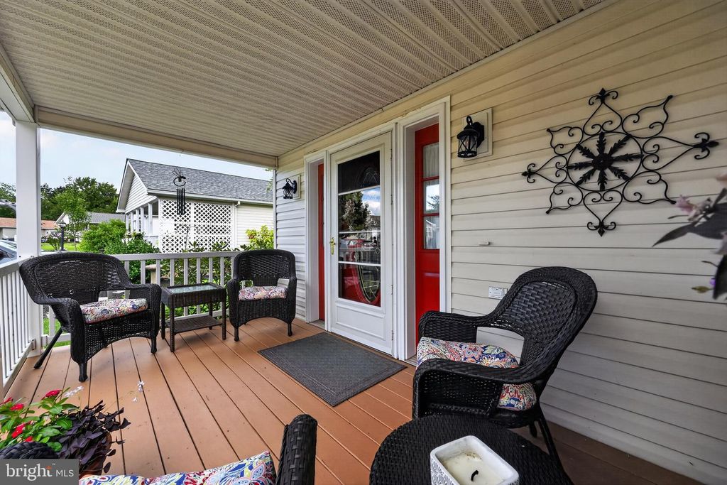 104 DYER CT, ROYERSFORD, PA 19468 — photo 3