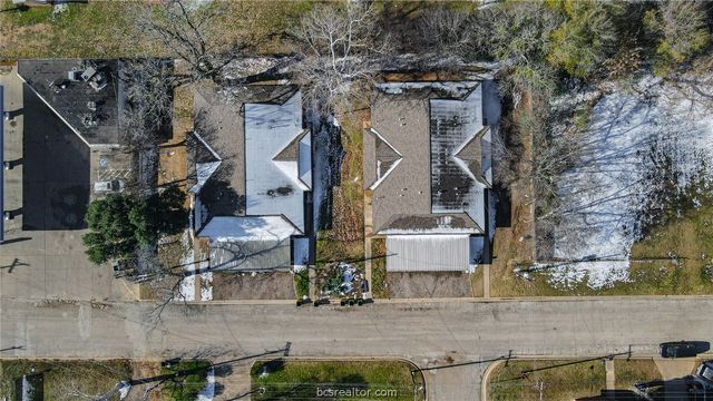 800 Pine Street, Hearne, TX 77859