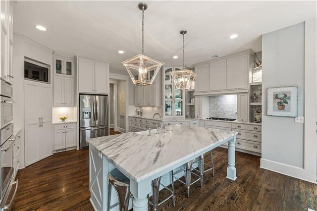 14645 S Caenen Lane, Olathe, KS 66062