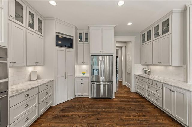 14645 S Caenen Lane, Olathe, KS 66062