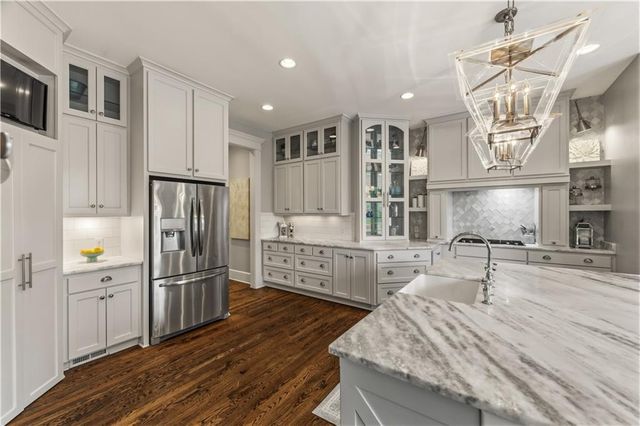 14645 S Caenen Lane, Olathe, KS 66062