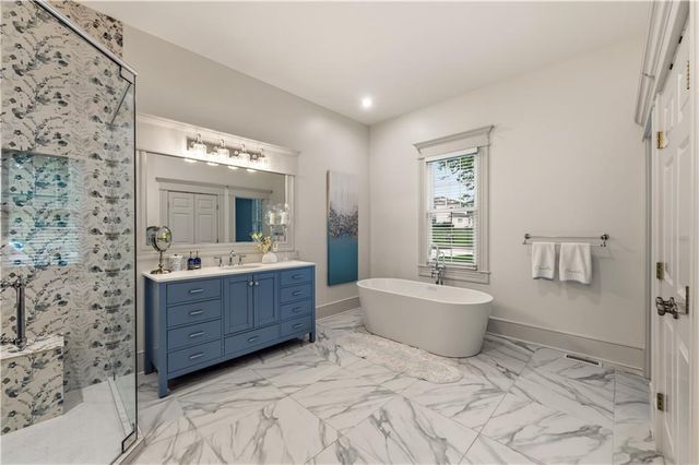 14645 S Caenen Lane, Olathe, KS 66062