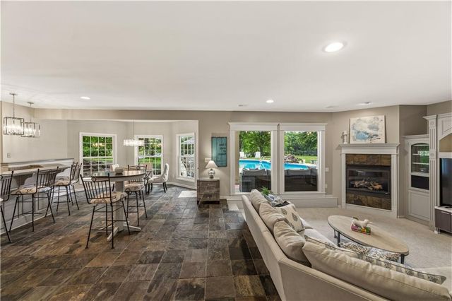 14645 S Caenen Lane, Olathe, KS 66062
