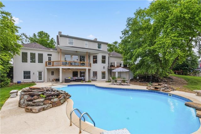 14645 S Caenen Lane, Olathe, KS 66062