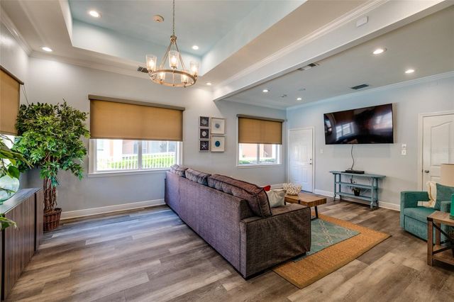5000 CULBREATH KEY WAY 4-105, Tampa, FL 33611
