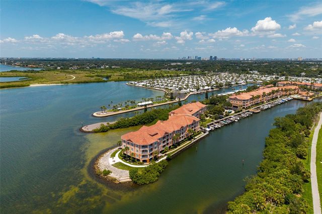 5000 CULBREATH KEY WAY 4-105, Tampa, FL 33611