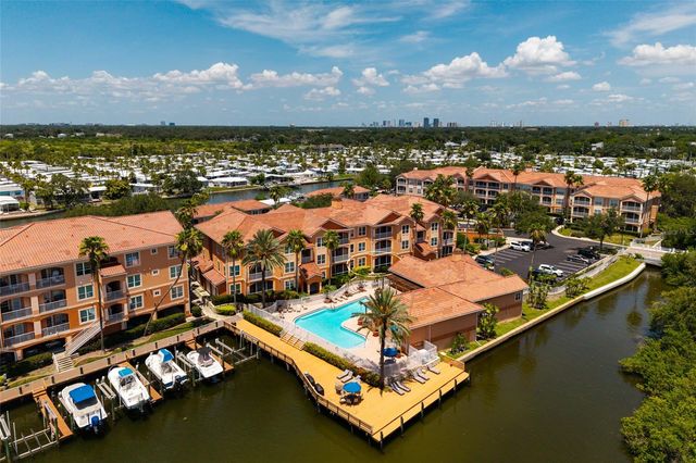 5000 CULBREATH KEY WAY 4-105, Tampa, FL 33611