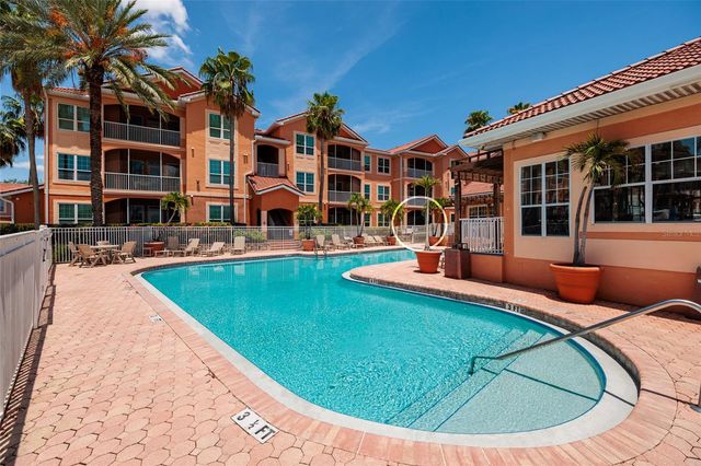 5000 CULBREATH KEY WAY 4-105, Tampa, FL 33611