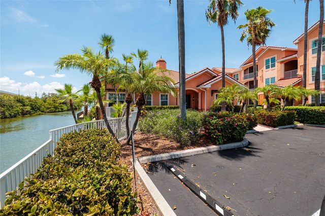 5000 CULBREATH KEY WAY 4-105, Tampa, FL 33611