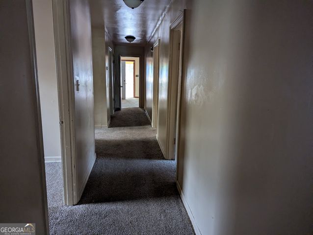 611 Whitney Avenue, Albany, GA 31701