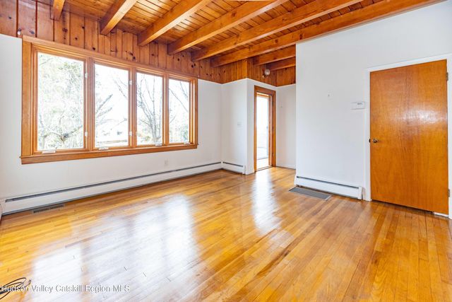 129 W Camp Church Road, Saugerties, NY 12477