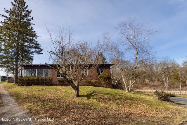 129 W Camp Church Road, Saugerties, NY 12477