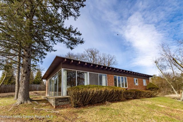 129 W Camp Church Road, Saugerties, NY 12477