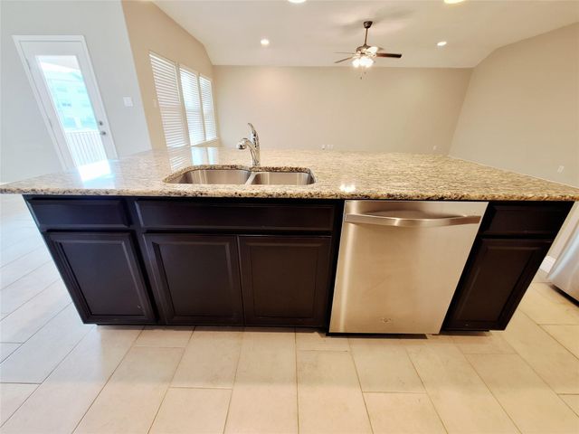 3304 De Torres CIR, Round Rock, TX 78665