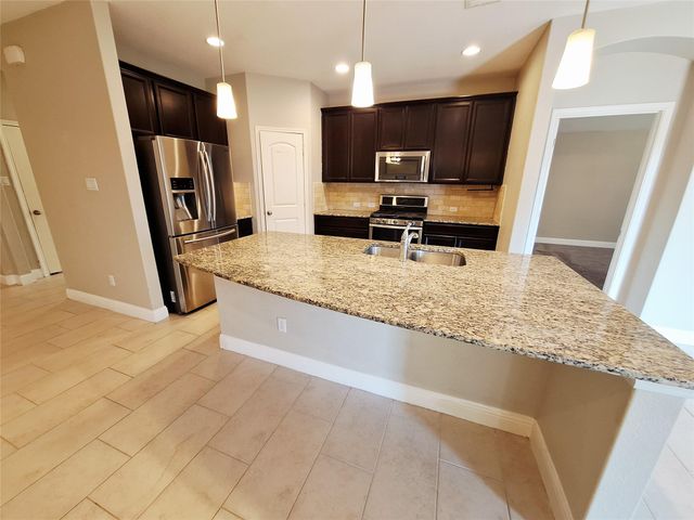 3304 De Torres CIR, Round Rock, TX 78665