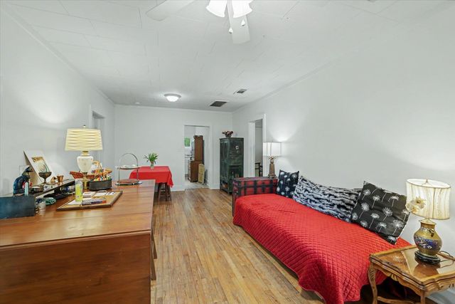 2611 Block Drive, Tallahassee, FL 32304