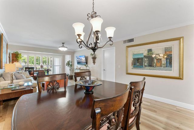 1041 Orange Terrace 104, Delray Beach, FL 33445