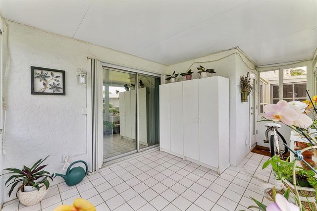 1041 Orange Terrace 104, Delray Beach, FL 33445