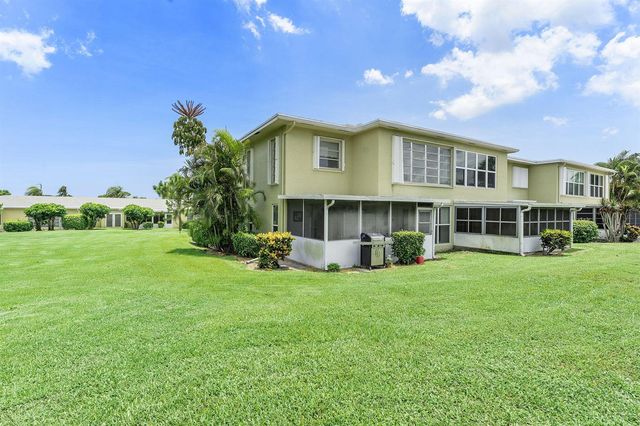 1041 Orange Terrace 104, Delray Beach, FL 33445