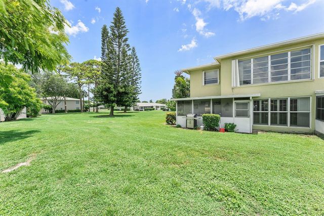 1041 Orange Terrace 104, Delray Beach, FL 33445