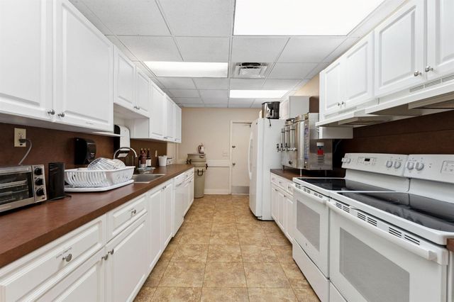 1041 Orange Terrace 104, Delray Beach, FL 33445