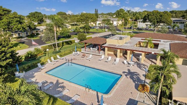 1041 Orange Terrace 104, Delray Beach, FL 33445