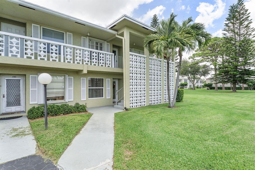 1041 Orange Terrace 104, Delray Beach, FL 33445
