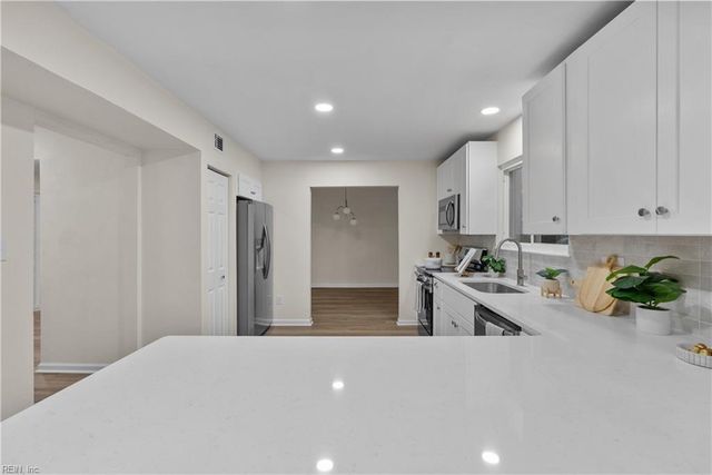 4140 Mill Stream RD, Virginia Beach, VA 23452