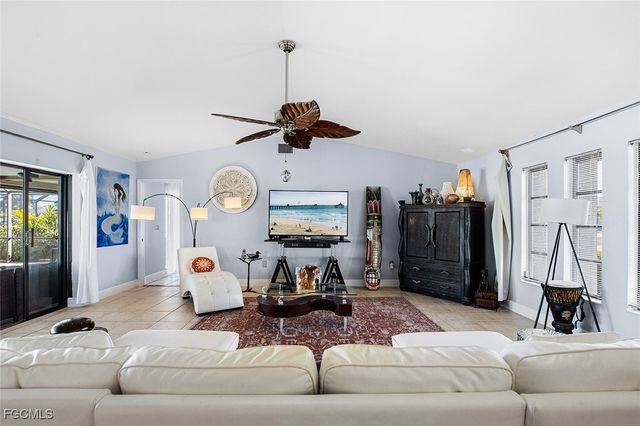 4407 SW 18th PL, Cape Coral, FL 33914