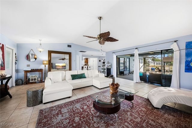 4407 SW 18th PL, Cape Coral, FL 33914