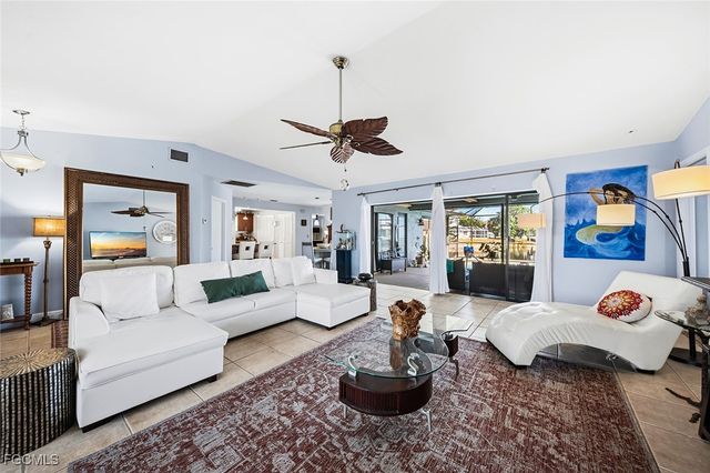 4407 SW 18th PL, Cape Coral, FL 33914