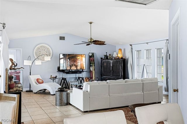 4407 SW 18th PL, Cape Coral, FL 33914