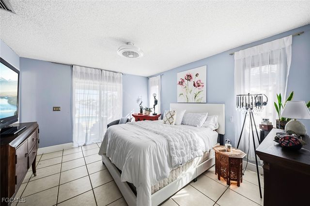 4407 SW 18th PL, Cape Coral, FL 33914