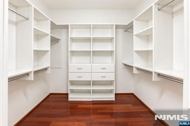 3203 City Place 3203, Edgewater, NJ 07020