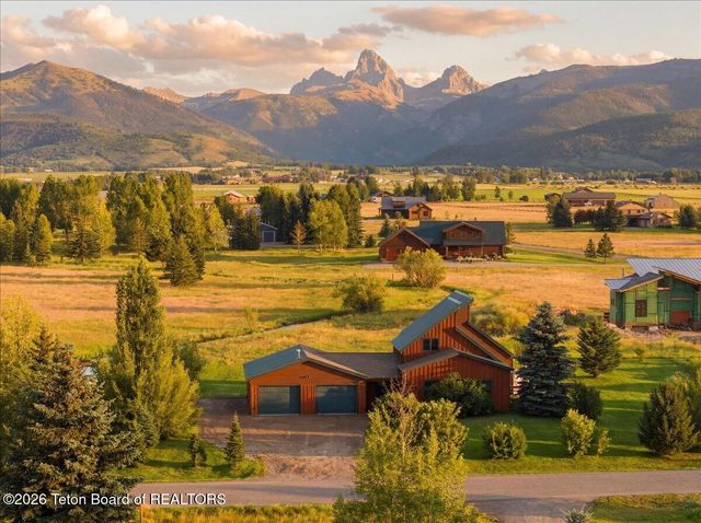 2939 GRAND TETON Road, Driggs, ID 83422
