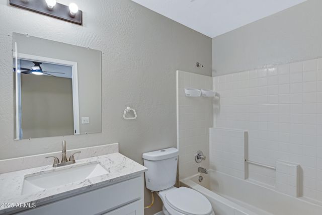 14075 S AVALON Road, Arizona City, AZ 85123