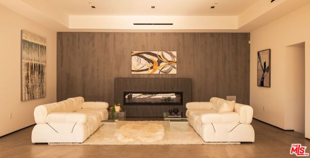 3920 Knobhill Drive, Sherman Oaks, CA 91423