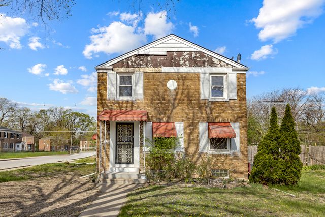 2556 E 97th Place, Chicago, IL 60617