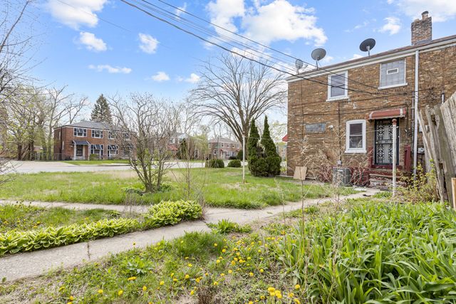 2556 E 97th Place, Chicago, IL 60617