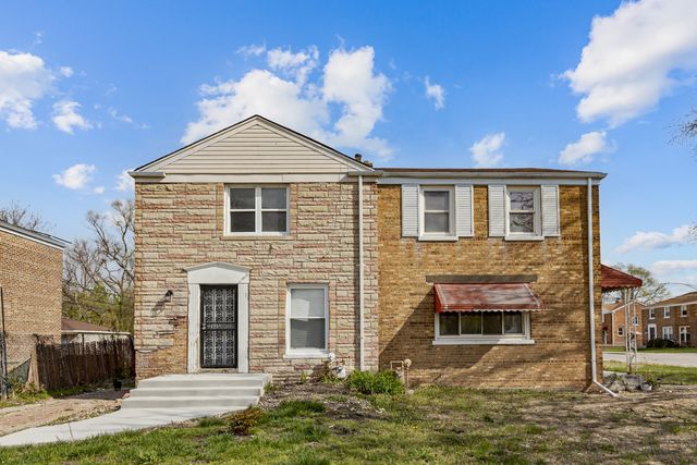 2556 E 97th Place, Chicago, IL 60617