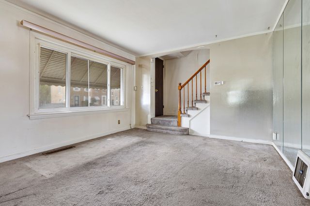 2556 E 97th Place, Chicago, IL 60617