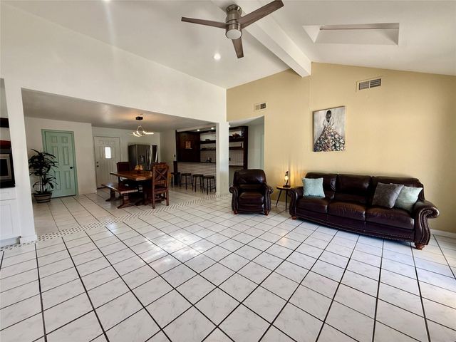 4183 County Road 571, West Columbia, TX 77486