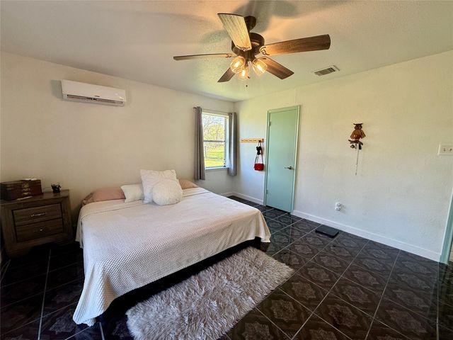 4183 County Road 571, West Columbia, TX 77486