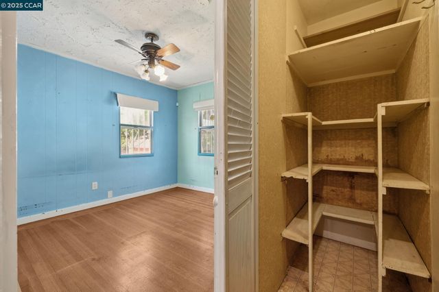 3616 Wisconsin St, Oakland, CA 94619